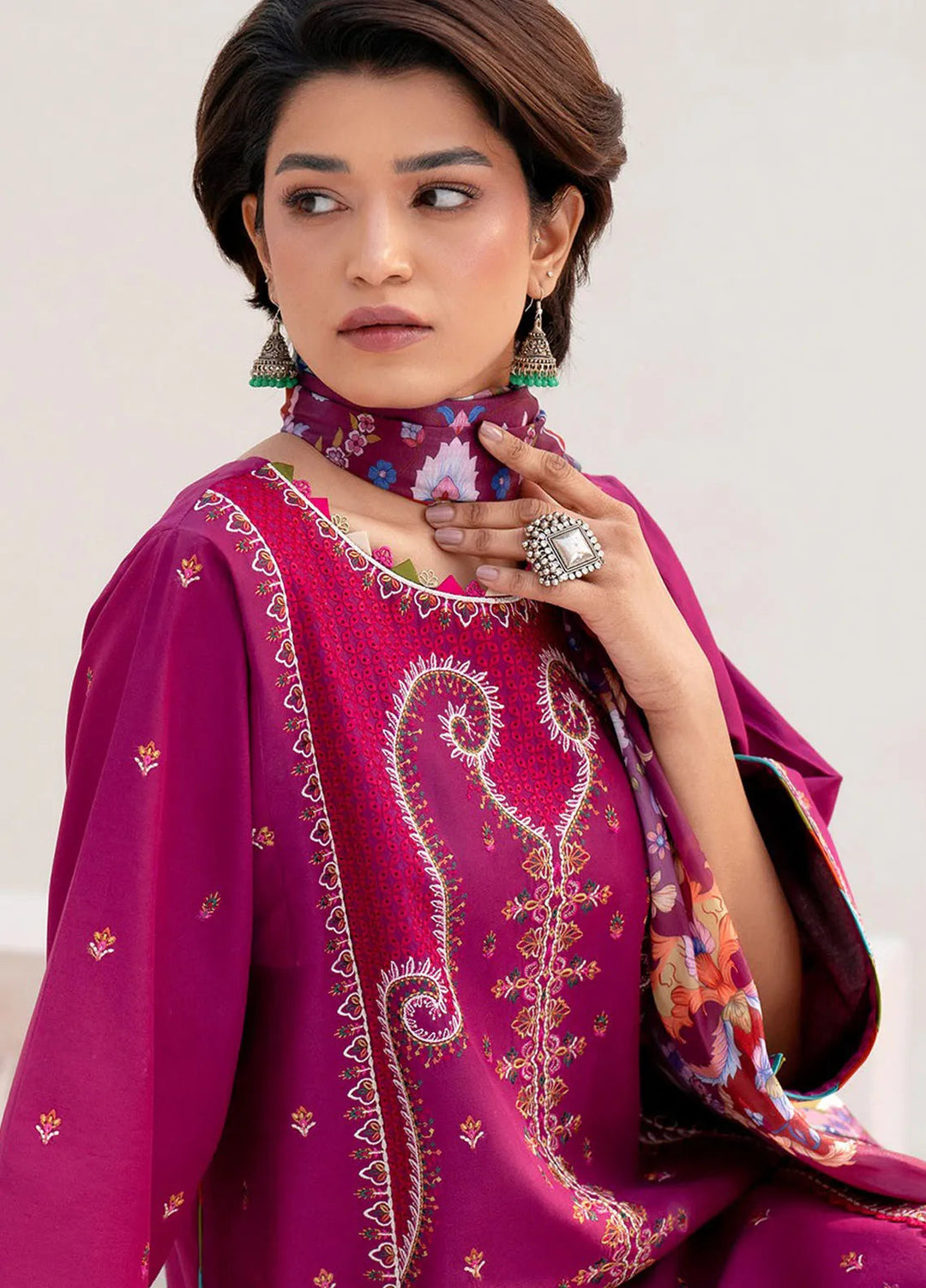 Aaina by Bin Ilyas Embroidered Lawn Suit Unstitched 3 Piece BI25AL 82 A - Summer Collection