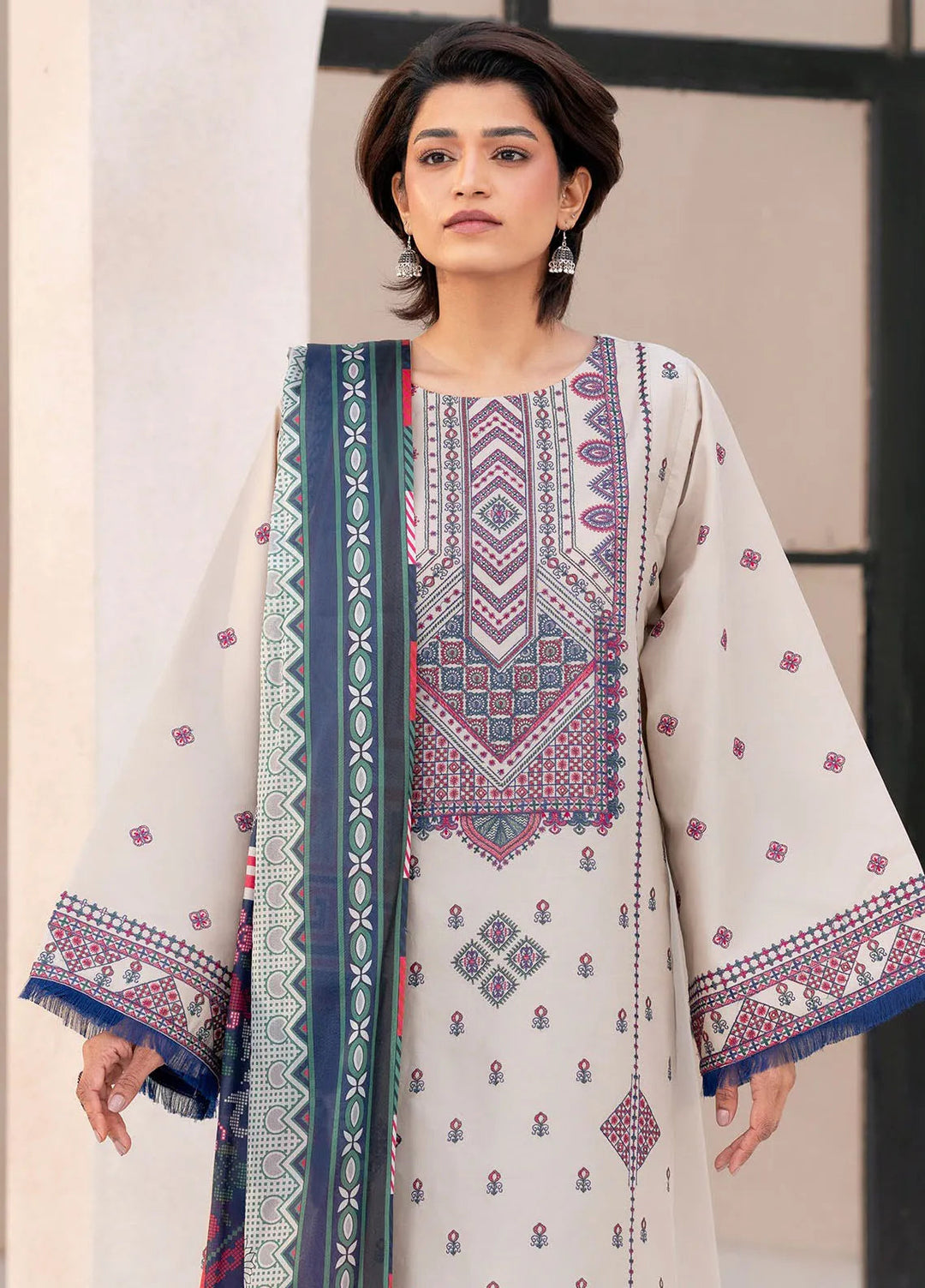 Aaina by Bin Ilyas Embroidered Lawn Suit Unstitched 3 Piece BI25AL 86 A - Summer Collection