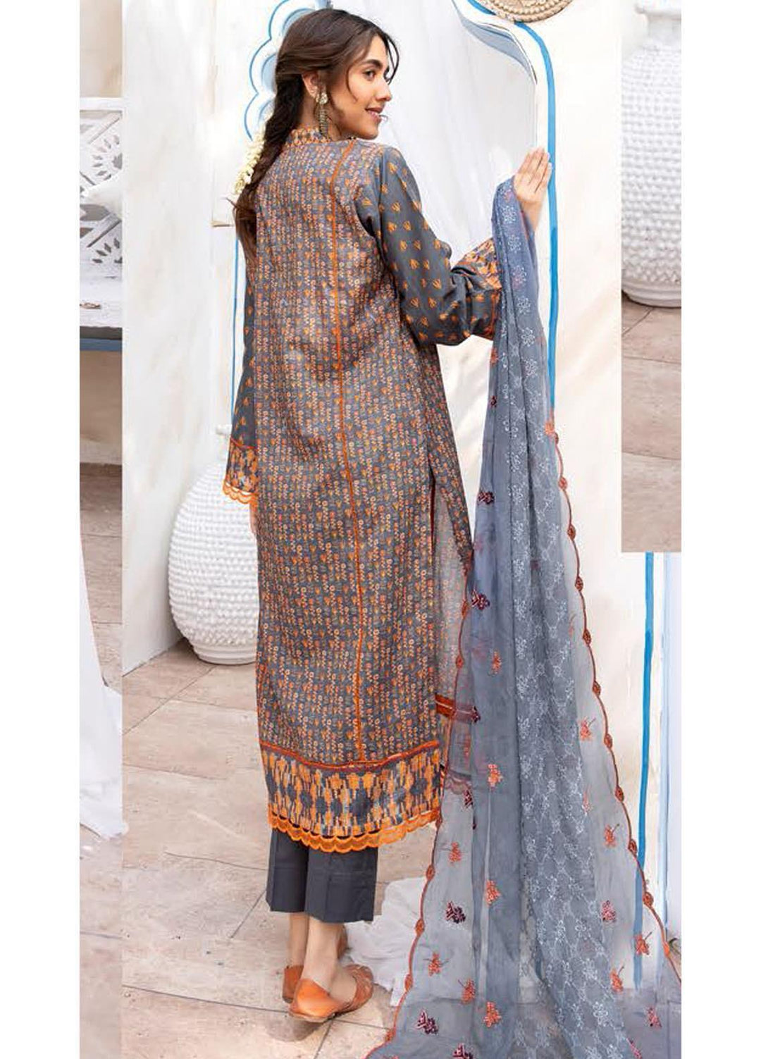 Aalaya Printed Lawn Suits Unstitched 3 Piece ALY22PL D-05 - Premium Collection