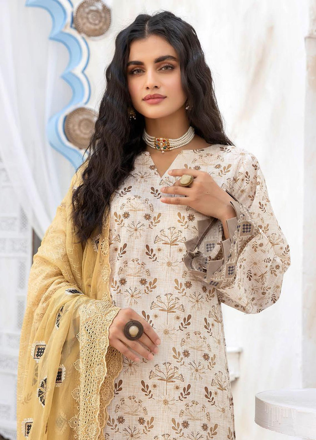 Aalaya Printed Lawn Suits Unstitched 3 Piece ALY22PL D-06 - Premium Collection