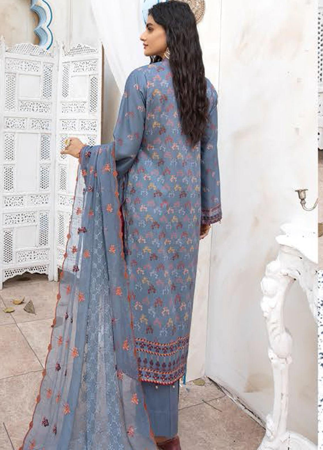 Aalaya Printed Lawn Suits Unstitched 3 Piece ALY22PL D-07 - Premium Collection