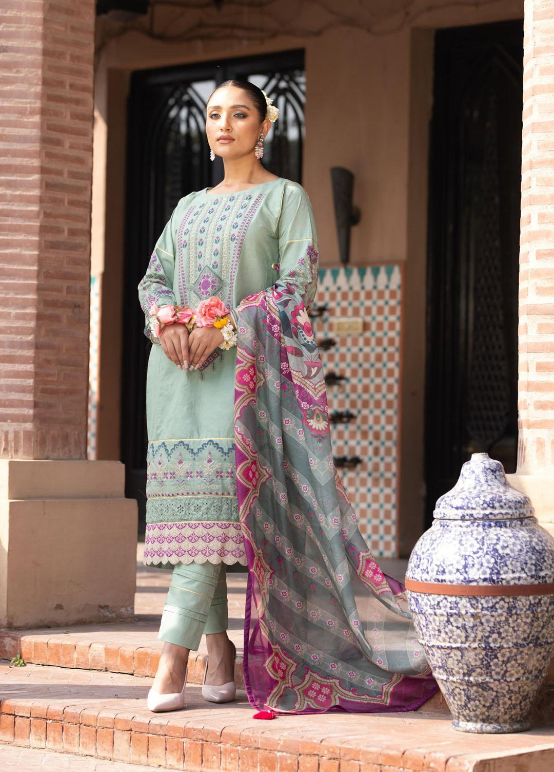 Aangan by Noorangi Embroidered Lawn Suits Unstitched 3 Piece NR22ANG Kunwal - Luxury Collection