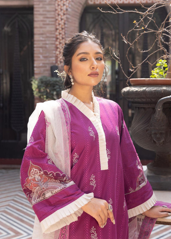 Aangan by Noorangi Embroidered Lawn Suits Unstitched 3 Piece NR22ANG Gull Yaas - Luxury Collection