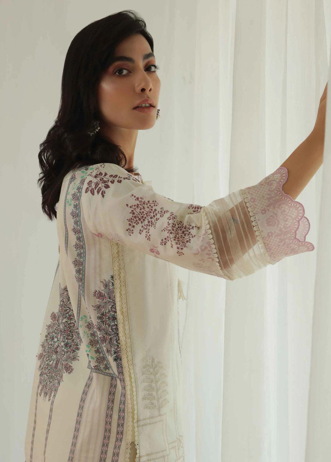 Aarzu By Aabyaan Embroidered Lawn Suits Unstitched 3 Piece ABY22A AA-07 Zarmina - Luxury Collection