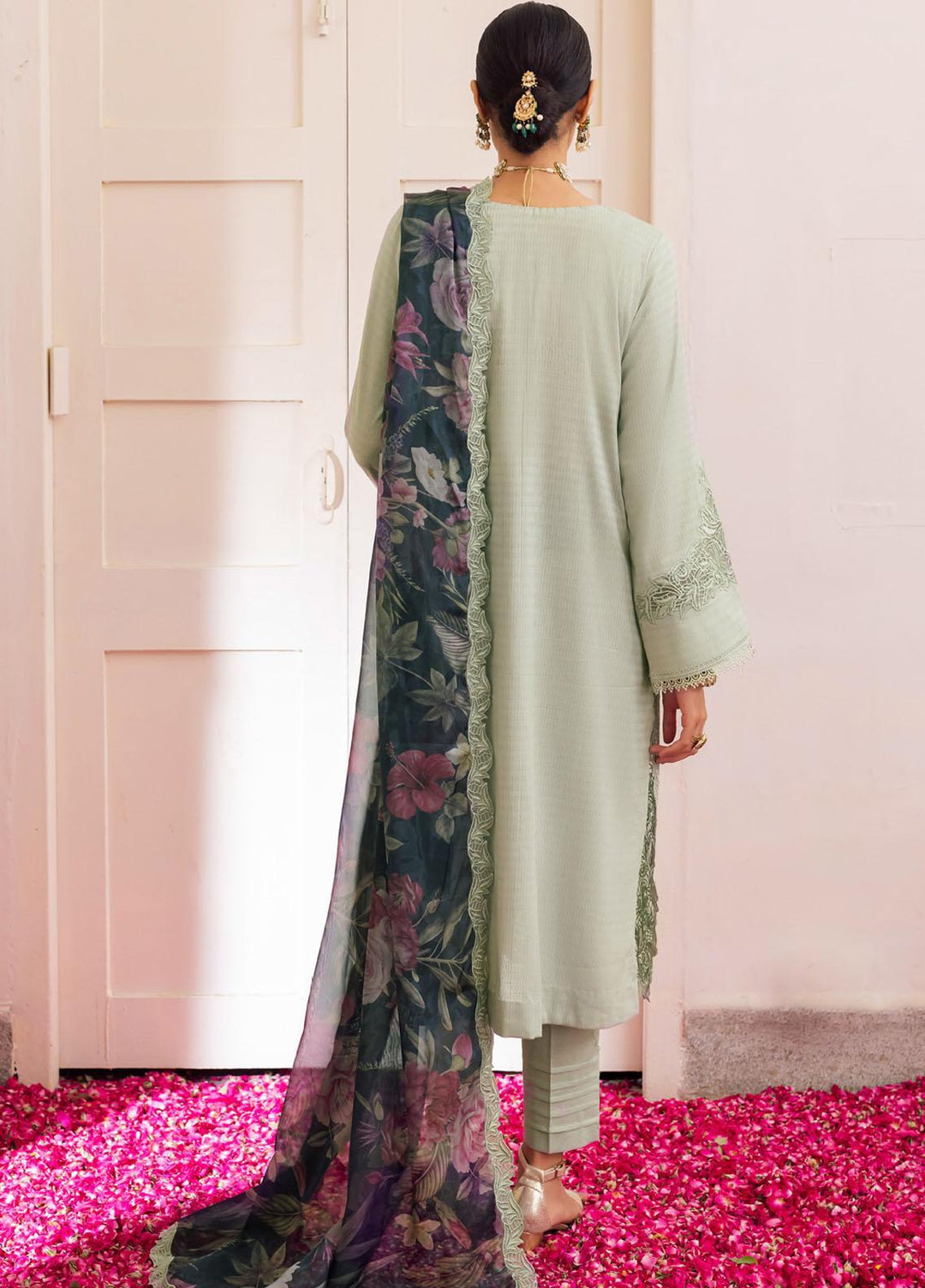 Aashiaan By Iznik Embroidered Lawn Suits Unstitched 3 Piece IZ23AS AL-05 Insha - Festive Collection