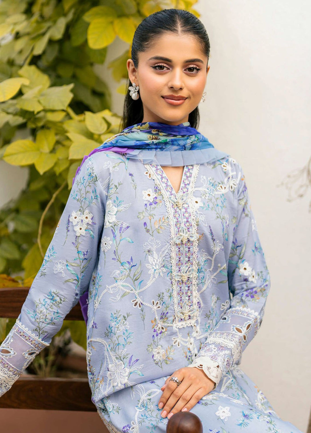 Aashiyana by Roheenaz Embroidered Lawn Suits Unstitched 3 Piece RN25AL RNZ-05 A Areesha - Summer Collection