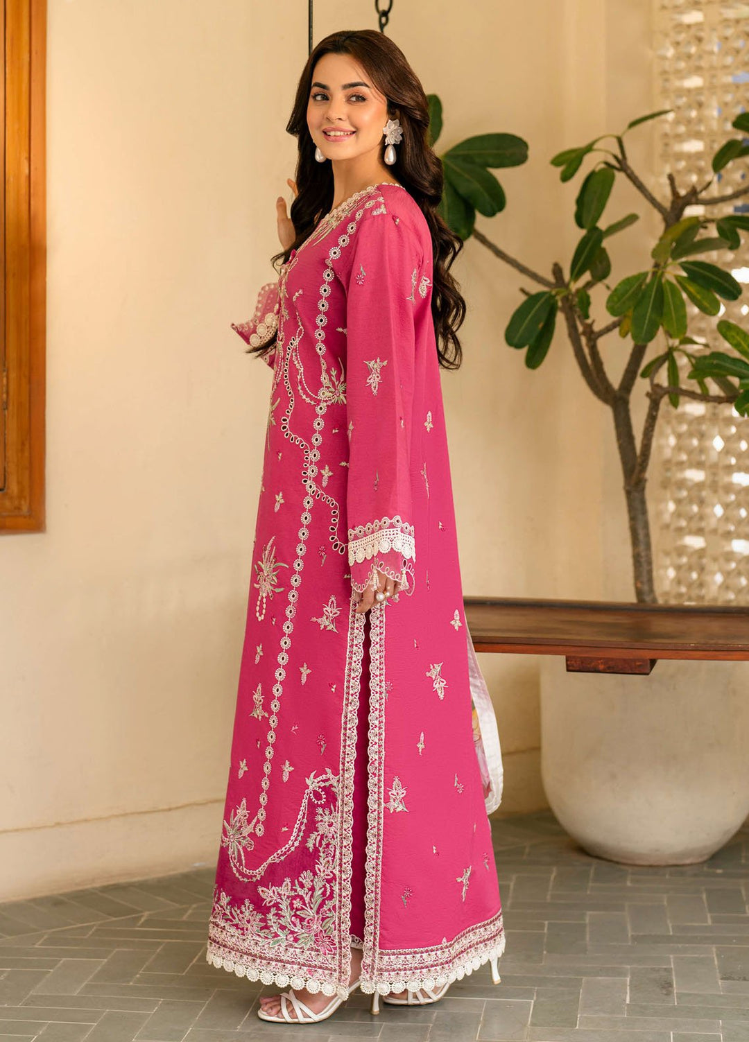 Aashiyana by Roheenaz Embroidered Lawn Suits Unstitched 3 Piece RN25AL RNZ-06 A Afifa - Summer Collection
