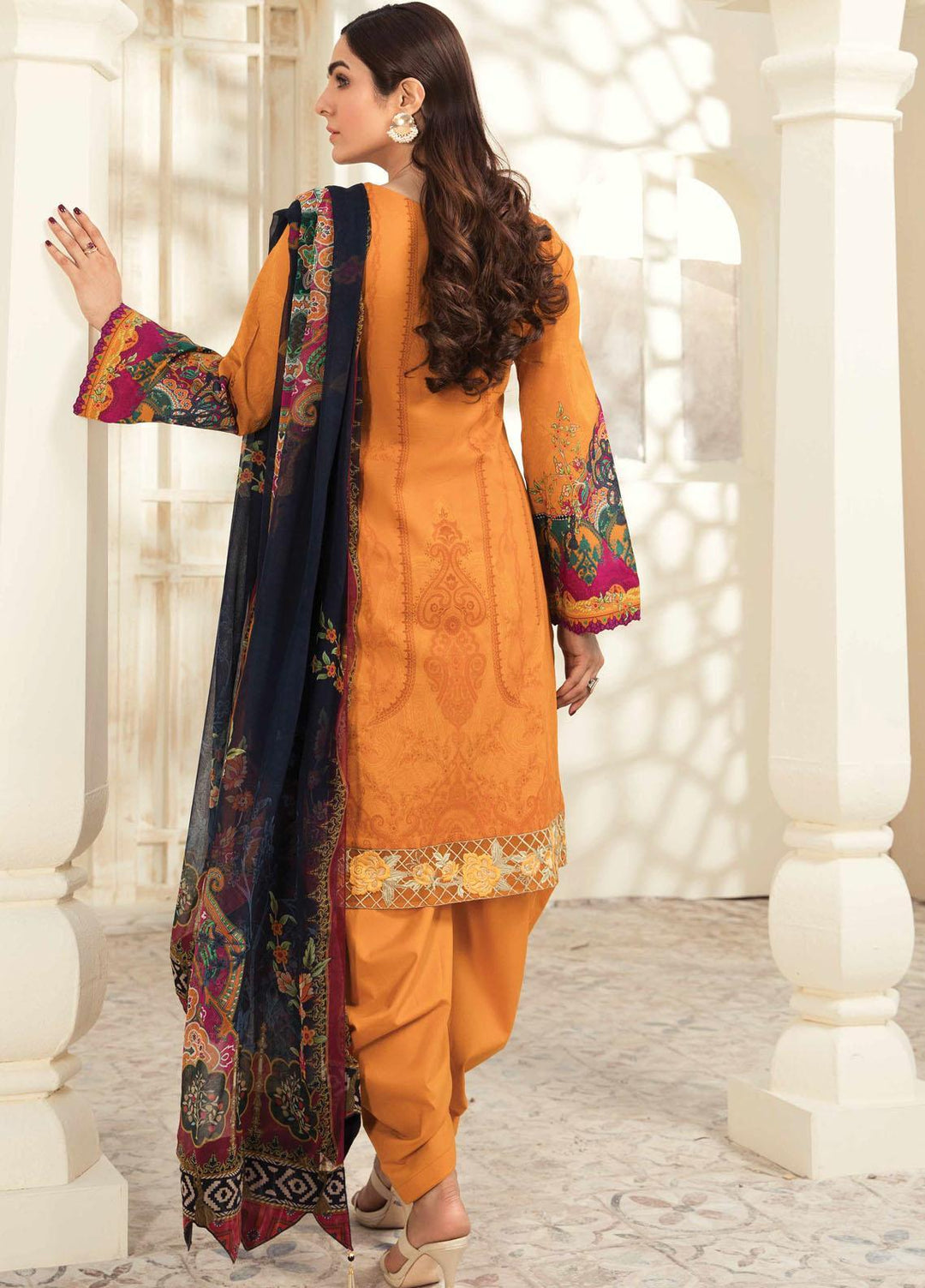 Aayra Embroidered Lawn Suits Unstitched 3 Piece AY21L 09B - Luxury Collection