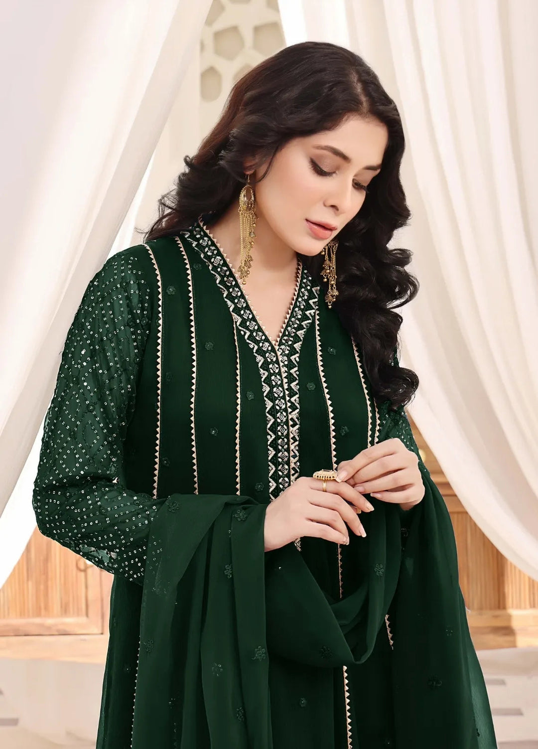 Abaan Zohan Pret Embroidered Chiffon 3 Piece Suit Kashish Kaai Green