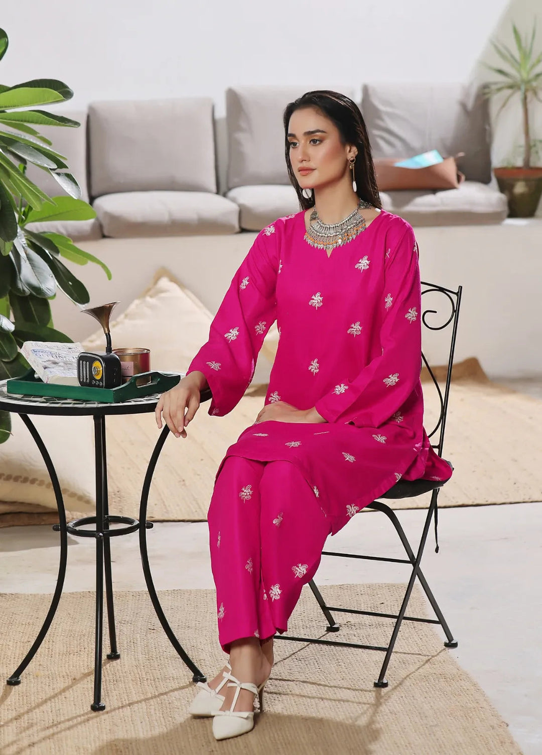 Abaan Zohan Pret Embroidered Raw Silk 3 Piece Suit Akkas Hot Pink