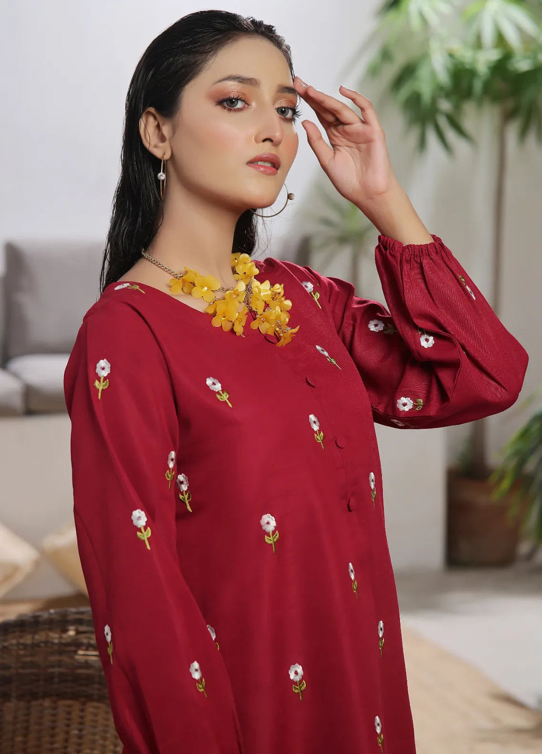 Abaan Zohan Pret Embroidered Raw Silk 3 Piece Suit Akkas Maroon