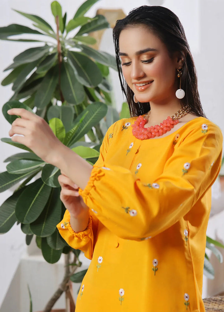 Abaan Zohan Pret Embroidered Raw Silk 3 Piece Suit Akkas Mustard Yellow