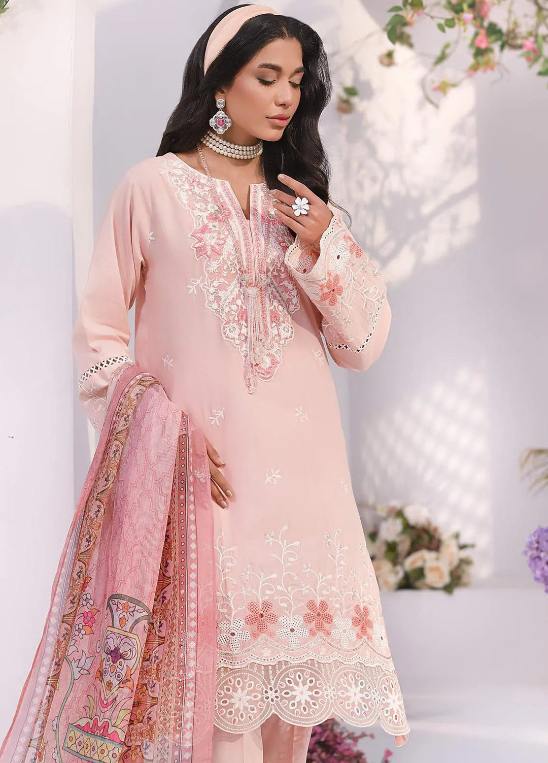 Addee Pret Embroidered Lawn 3 Piece Suit SM-034