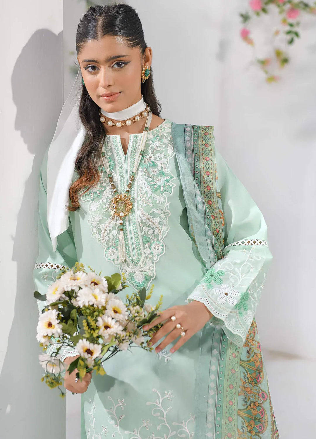 Addee Pret Embroidered Lawn 3 Piece Suit SM-038