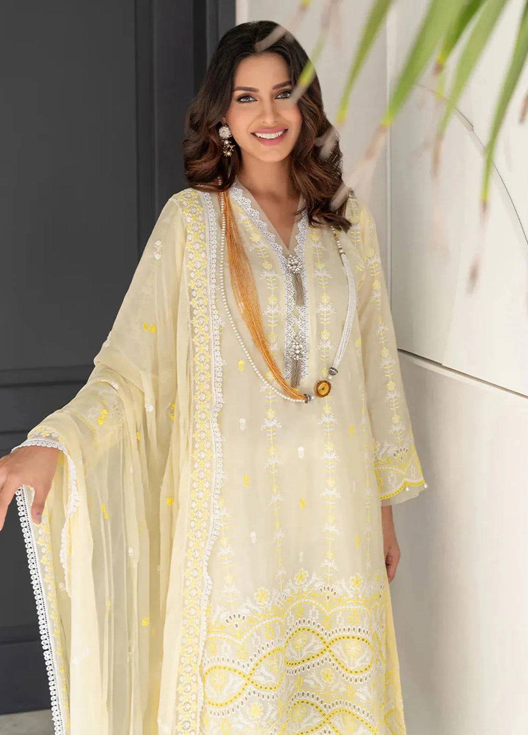 Addee Pret Embroidered Lawn 3 Piece Suit SM-043