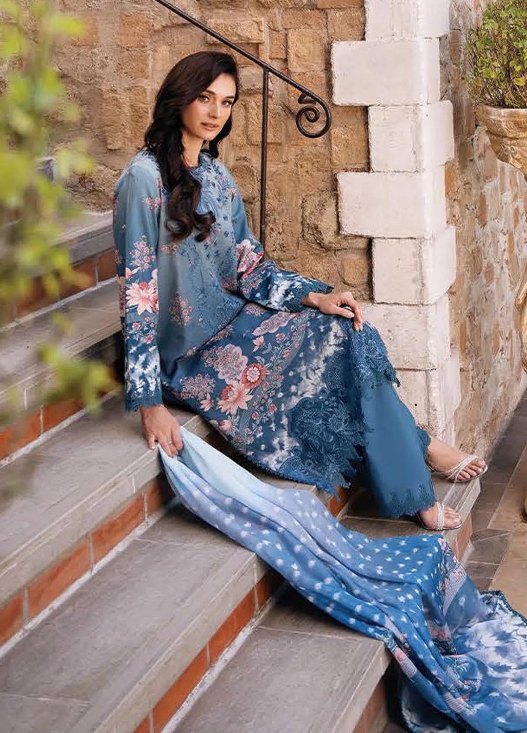 Afrozeh Embroidered Lawn Suit Unstitched 3 Piece AF25DH D-01 Seraphina A - Summer Collection