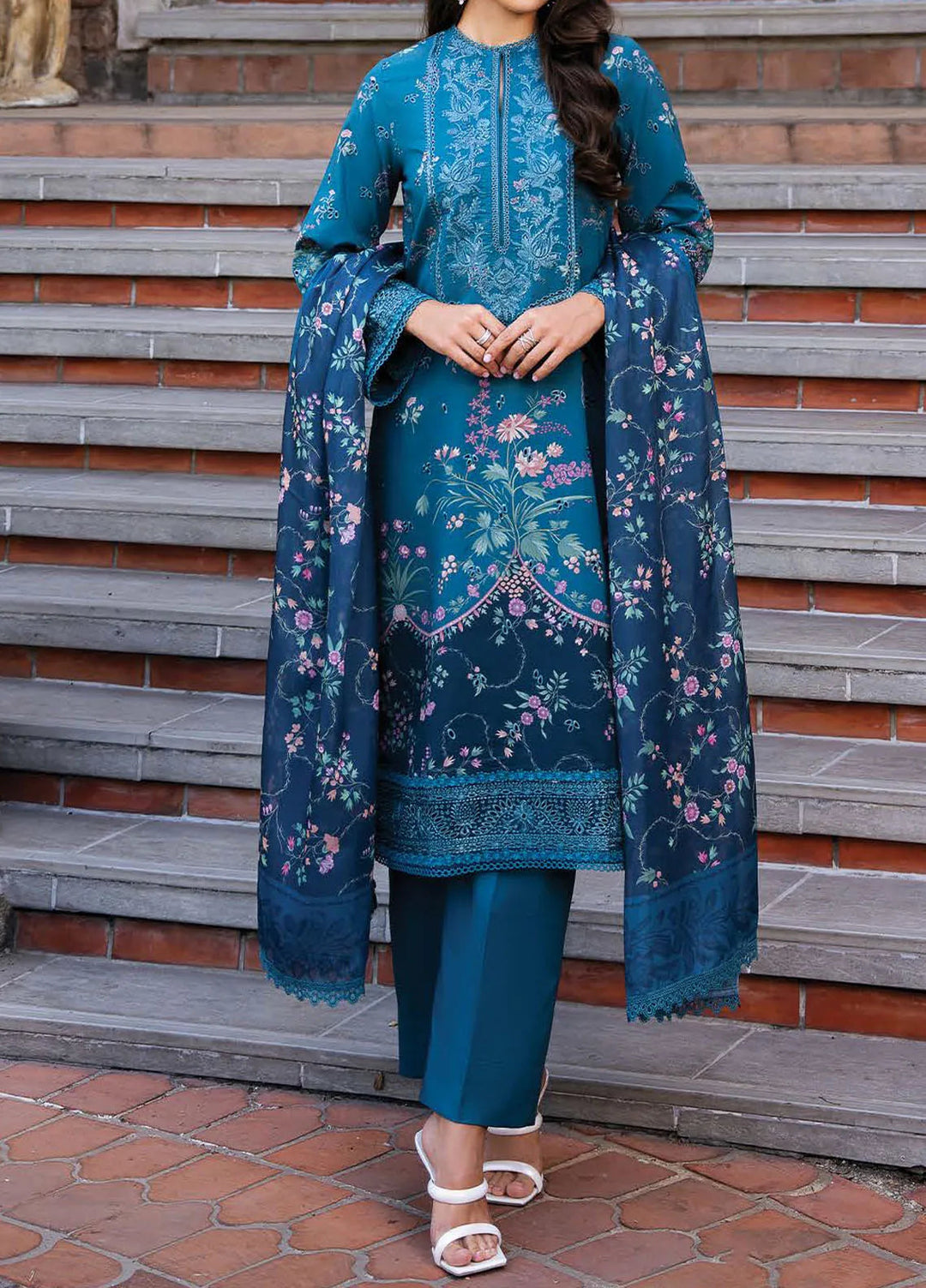 Afrozeh Embroidered Lawn Suit Unstitched 3 Piece AF25DH D-05 Rosheen B - Summer Collection