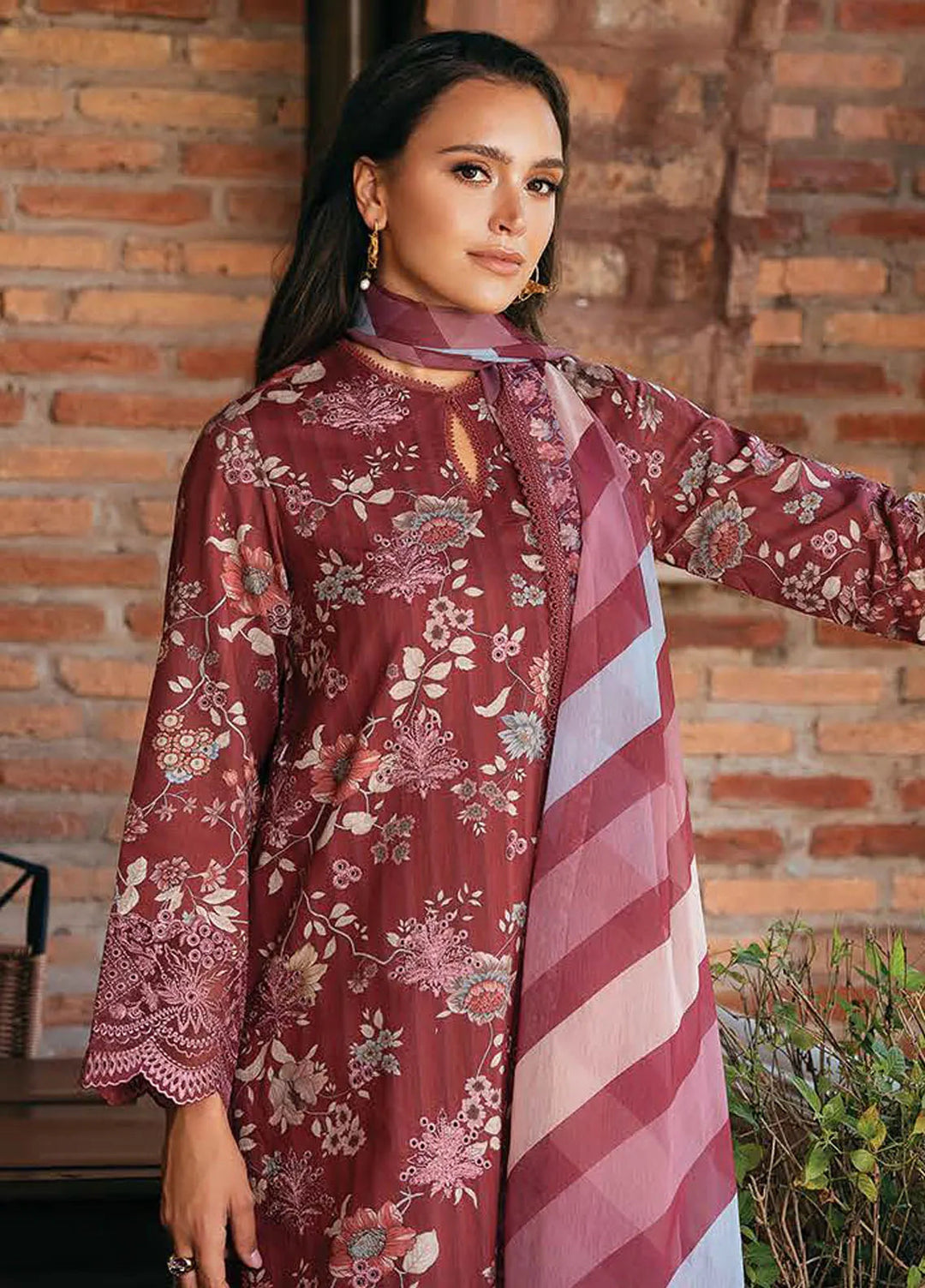 Afrozeh Embroidered Lawn Suit Unstitched 3 Piece AF25DH D-08 Azara B - Summer Collection