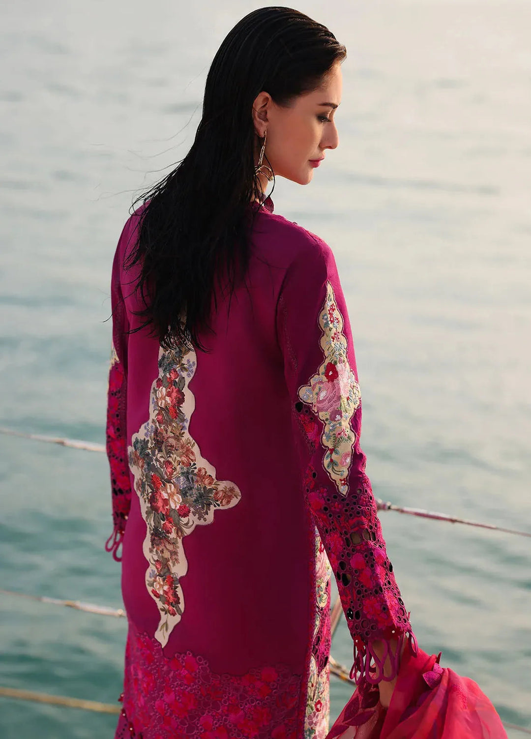 Afrozeh Embroidered Lawn Suits Unstitched 3 Piece AF25UL25 D-01 Seren - Luxury Collection