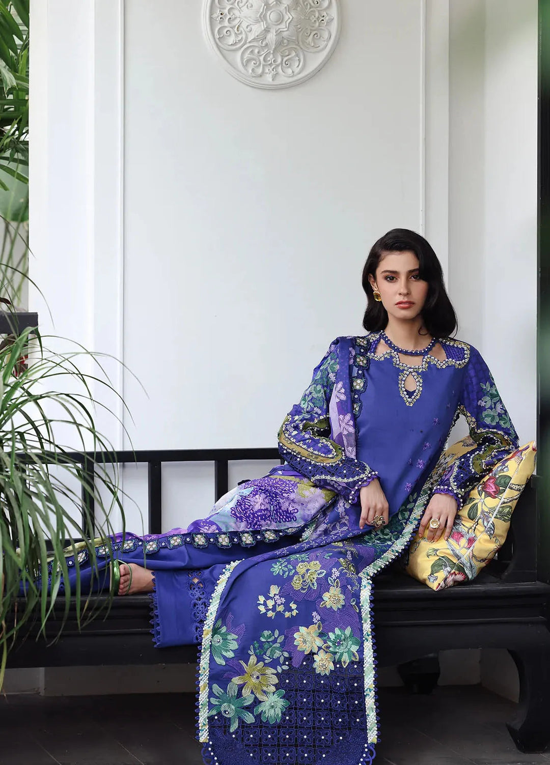 Afrozeh Embroidered Lawn Suits Unstitched 3 Piece AF25UL25 D-06 Lumora - Luxury Collection