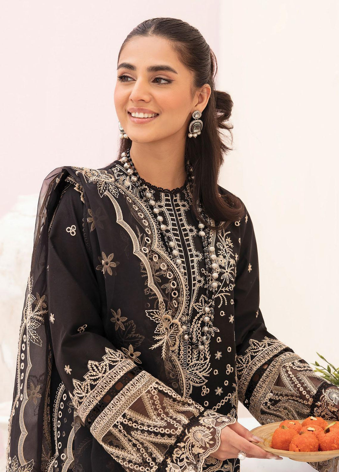 Afrozeh Embroidered Lawn Suits Unstitched 3 Piece AF23FC AL-23-V3-07 Noir - Festive Collection
