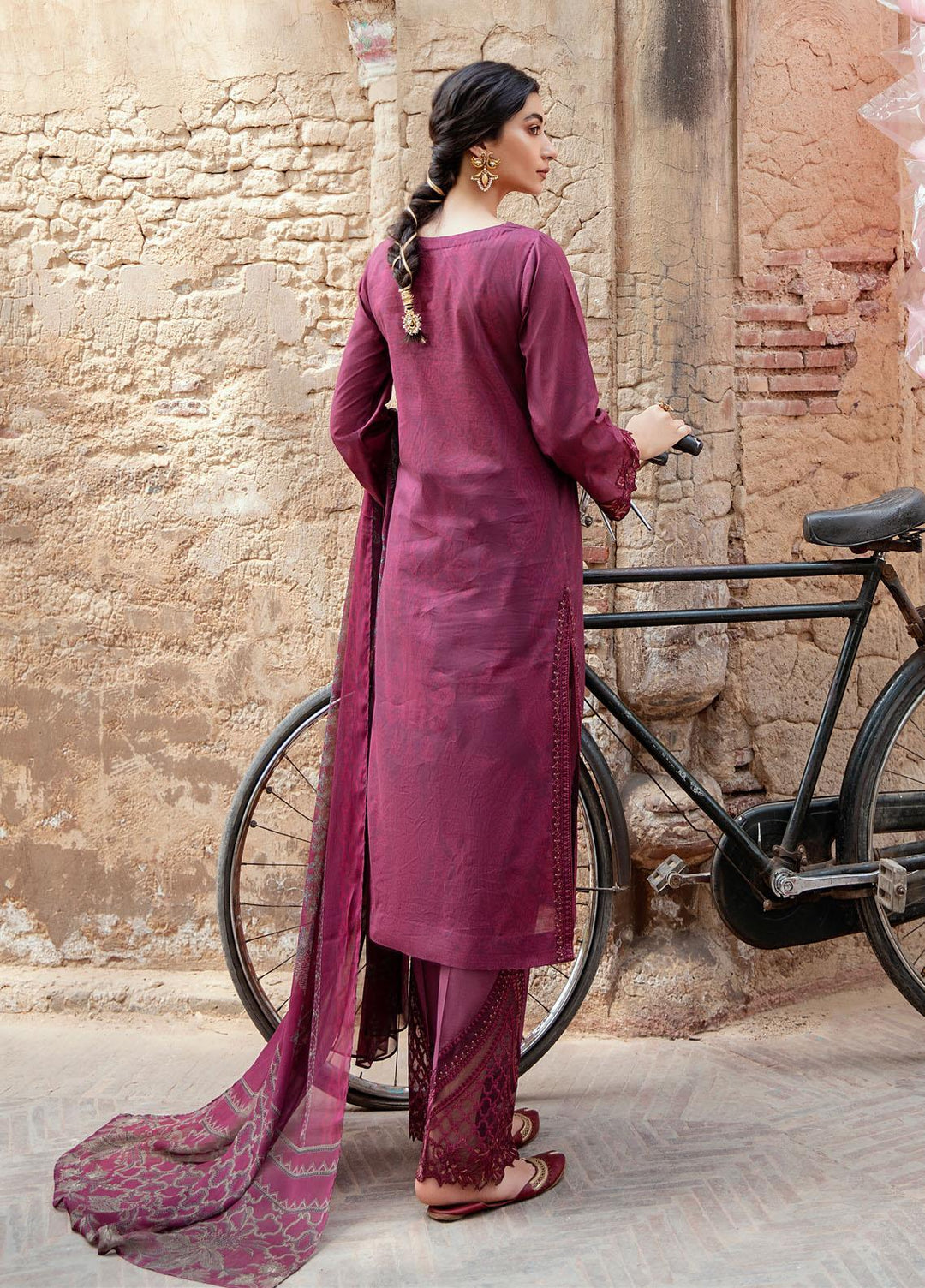 Afsanah by Iznik Embroidered Lawn Suits Unstitched 3 Piece IZ22A IAC-06 Liba - Summer Collection