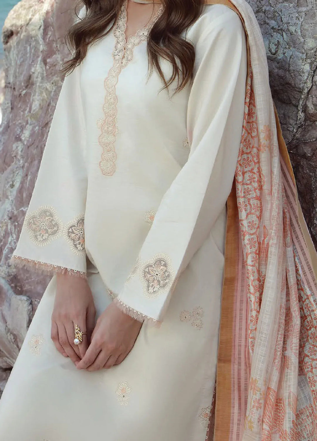 Afsanah by Seran Embroidered Lawn Suit Unstitched 3 Piece SRN25AS D-08 Zubi - Summer Collection