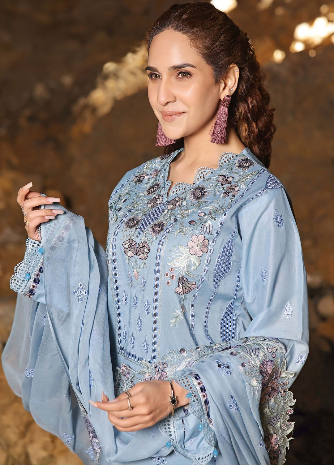 Afsoon By Humdum Embroidered Lawn Suit Unstitched 3 Piece HD24AL D-10 - Summer Collection