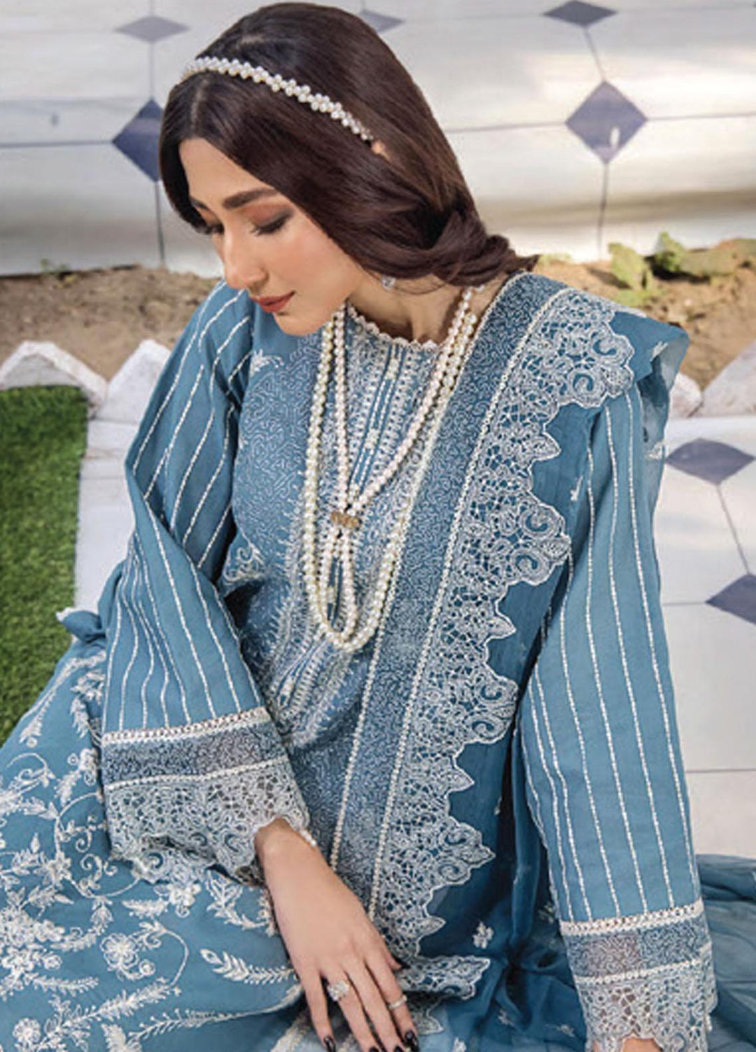 Afsoon By Humdum Embroidered Swiss Lawn Suits Unstitched 3 Piece HD23AF D3 - Summer Collection