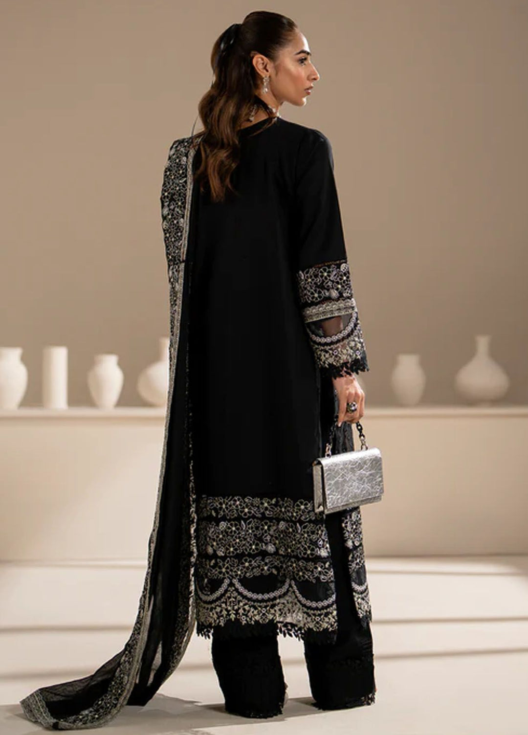 Aghaaz by Azzal Embroidered Lawn Suits Unstitched 3 Piece AZZ24AG Siyah - Summer Collection