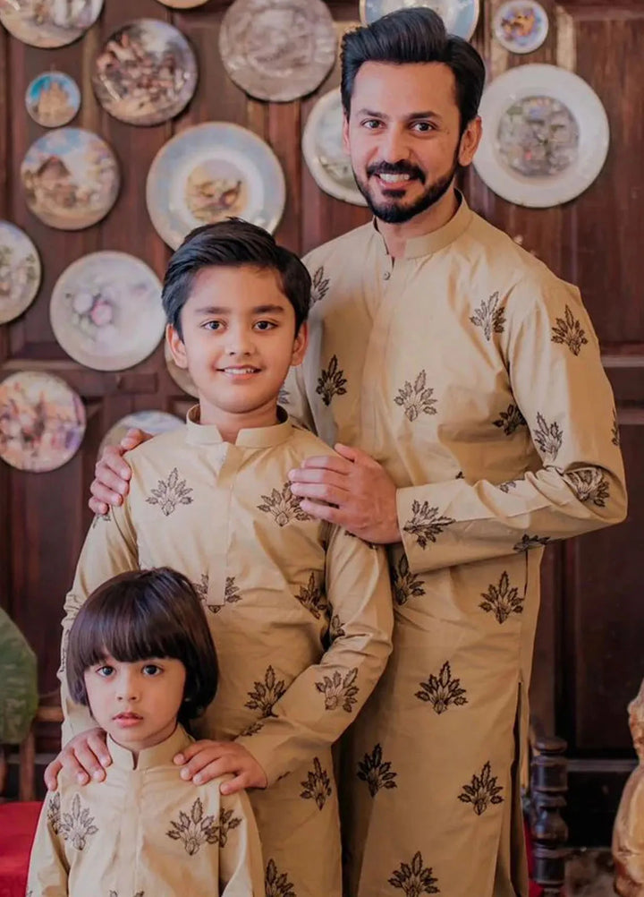 Ahmad Raza Wash N Wear Embroidered Men Kurta Pajama -  AR5115