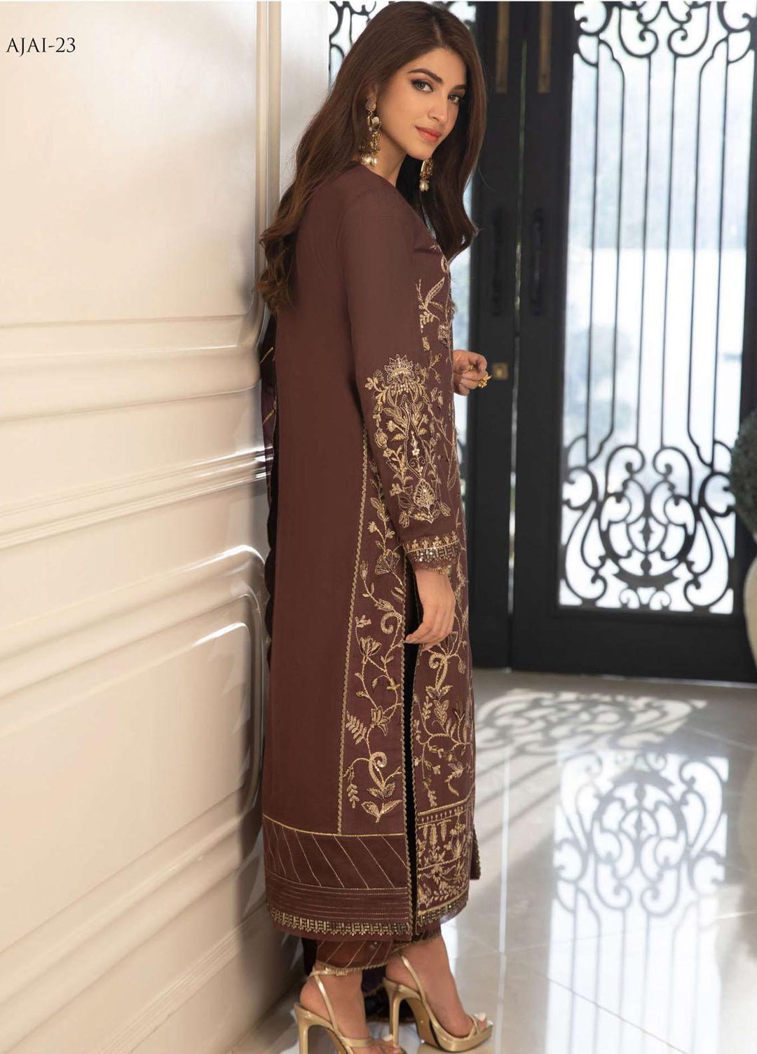 Aira By Asim Jofa Embroidered Cambric Suits Unstitched 3 Piece AJ23A AJAI-23 - Eid Collection