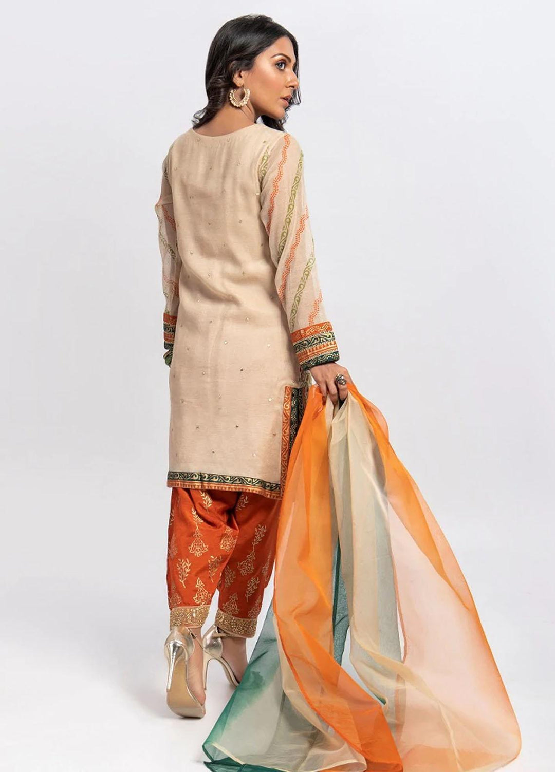 Aisha Fatema Luxury Pret  Khaadi Net 2 Piece Bouvardia