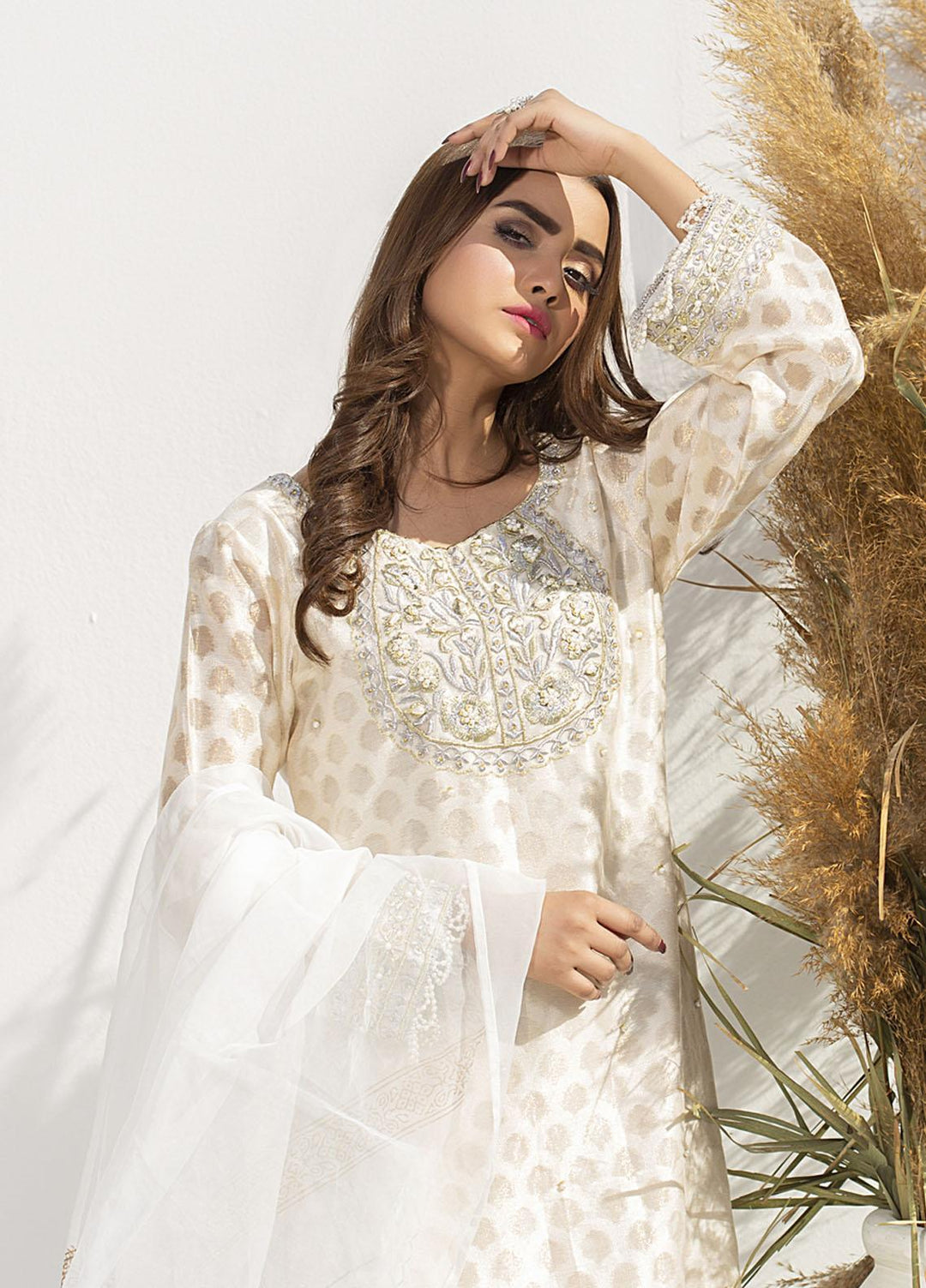 Aisha Fatema Luxury Pret Embroidered Missouri 2 Piece Suit CRYSTAL WHITE