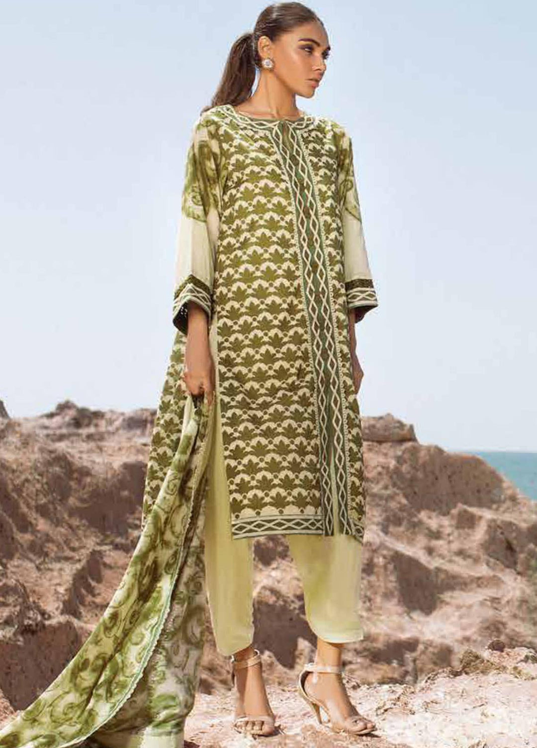 Al Karam Printed Lawn Suits Unstitched 3 Piece AK21S-2 SS-10.1-21-2-Green - Summer Collection