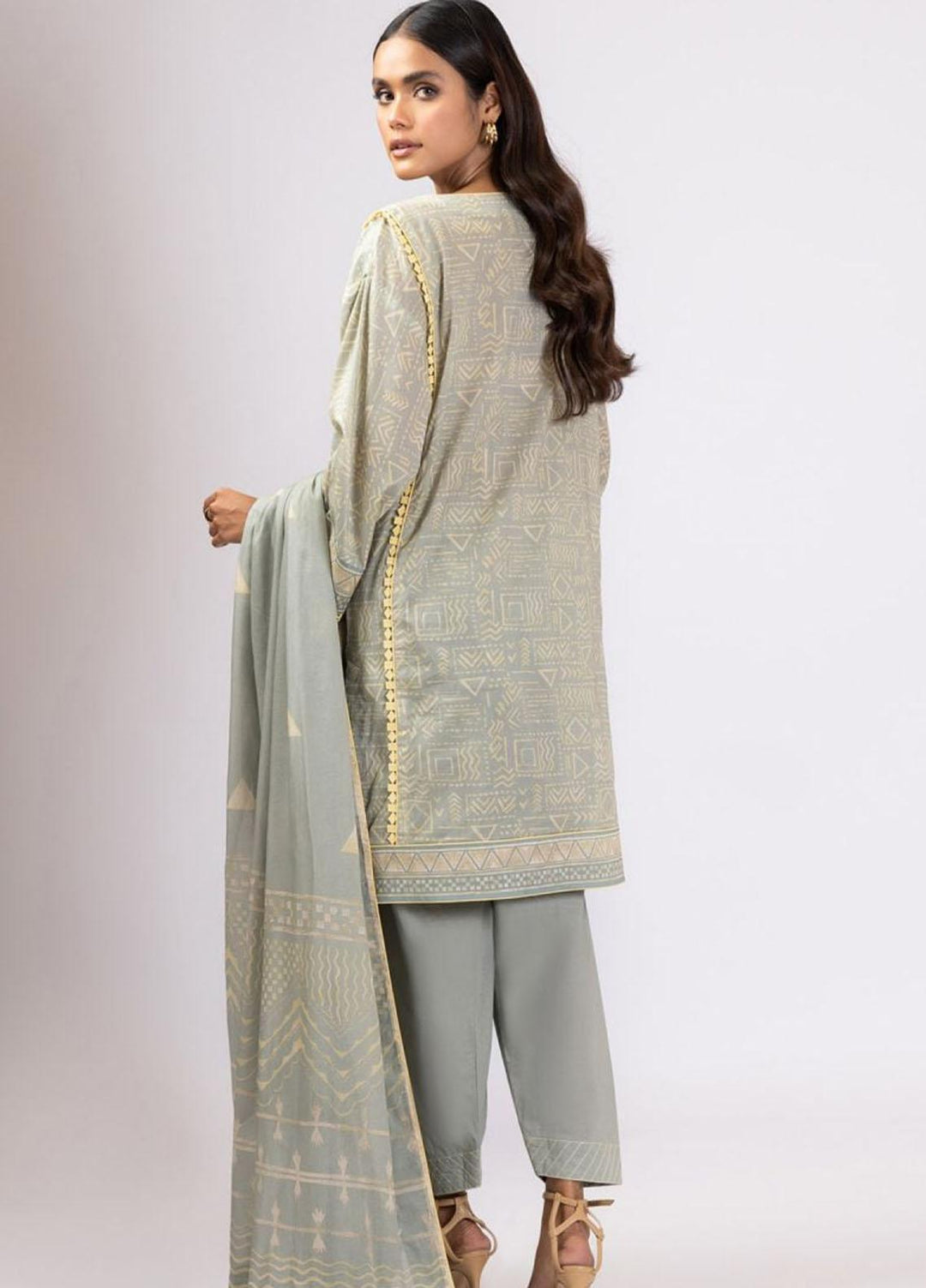 Al Karam Printed Lawn Suits Unstitched 3 Piece AK22S SS-36.1-22 Grey - Summer Collection