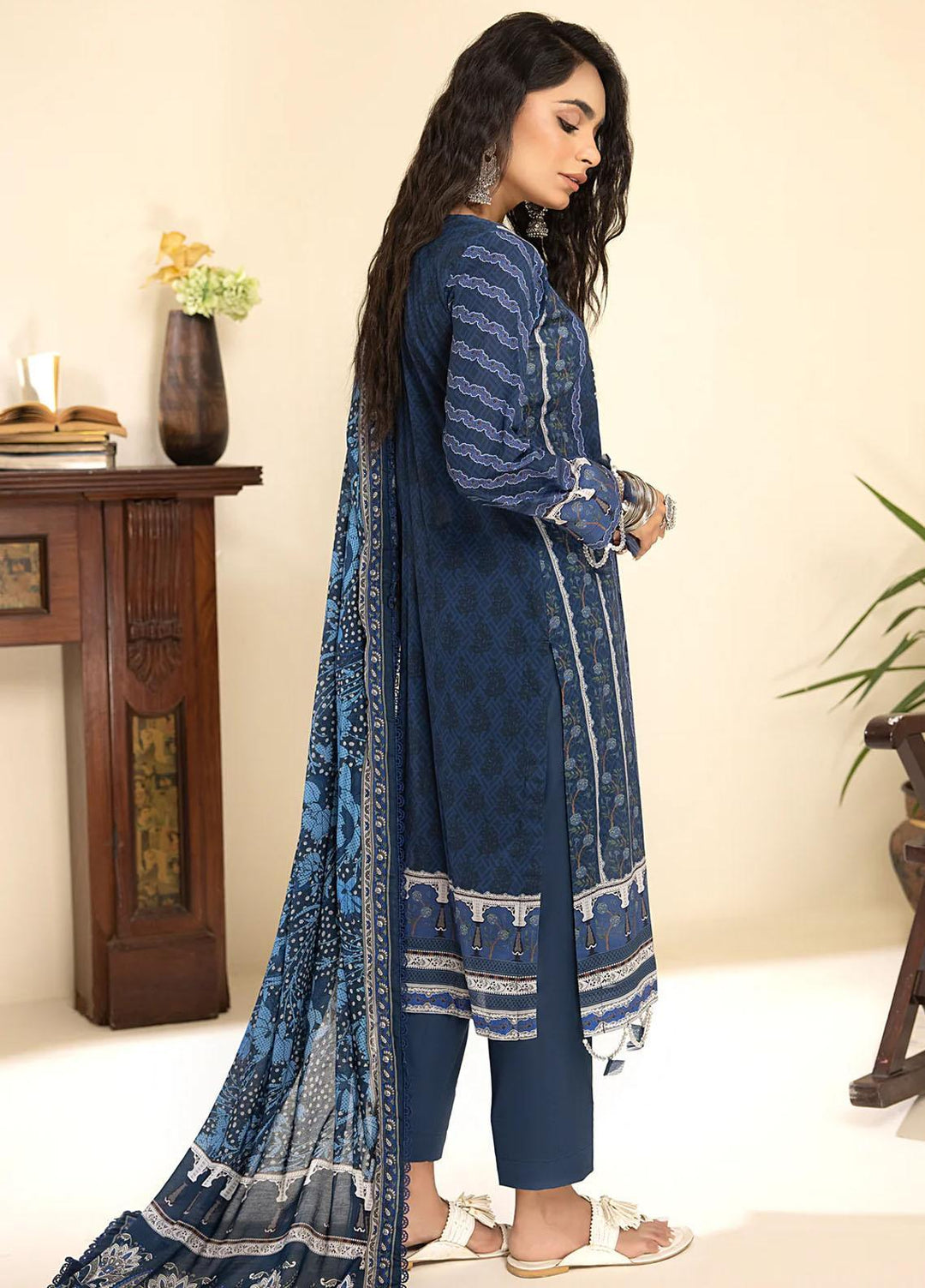 Al Zohaib Printed Lawn Suits Unstitched 3 Piece AZ23C D-17 - Summer Collection
