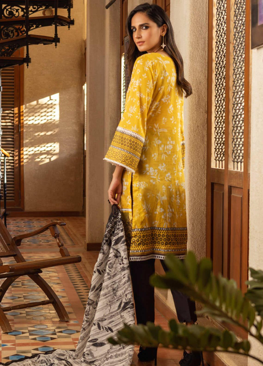 Al Zohaib Embroidered Lawn Suits Unstitched 3 Piece AZ22SNB D-2-B - Summer Collection