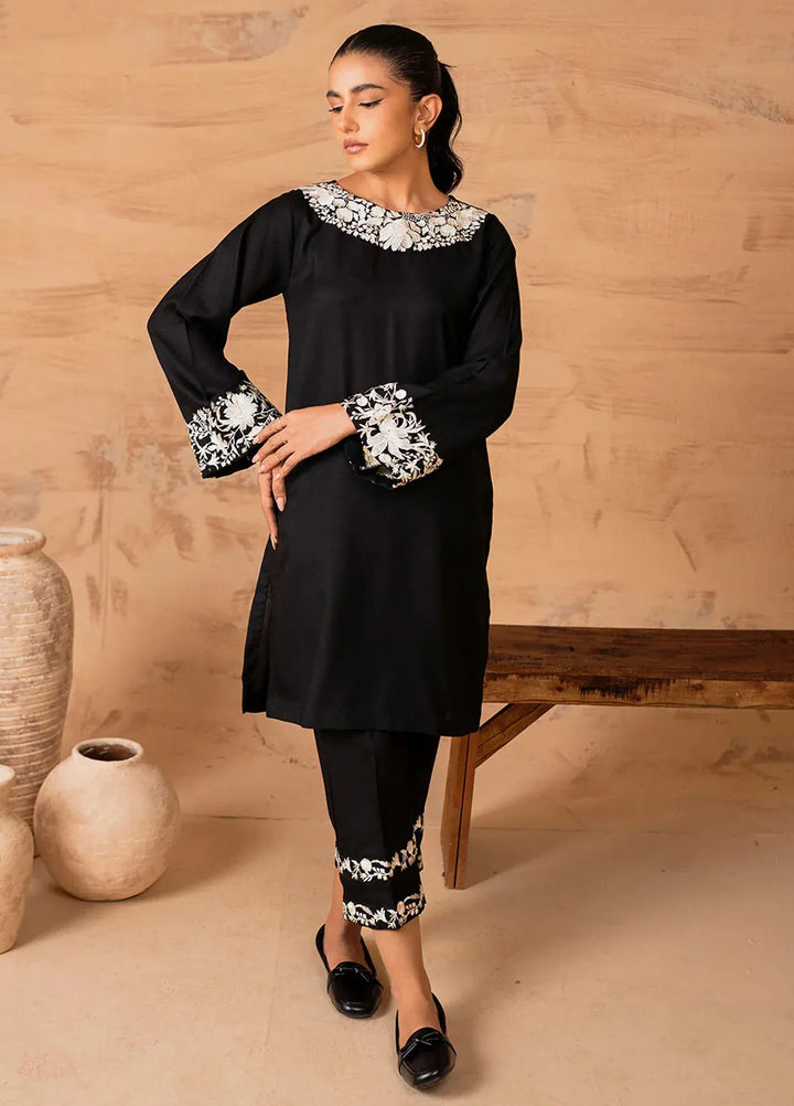 Alaia by Muraad Pret Embroidered Alpine Peach 2 Piece Suit Layla