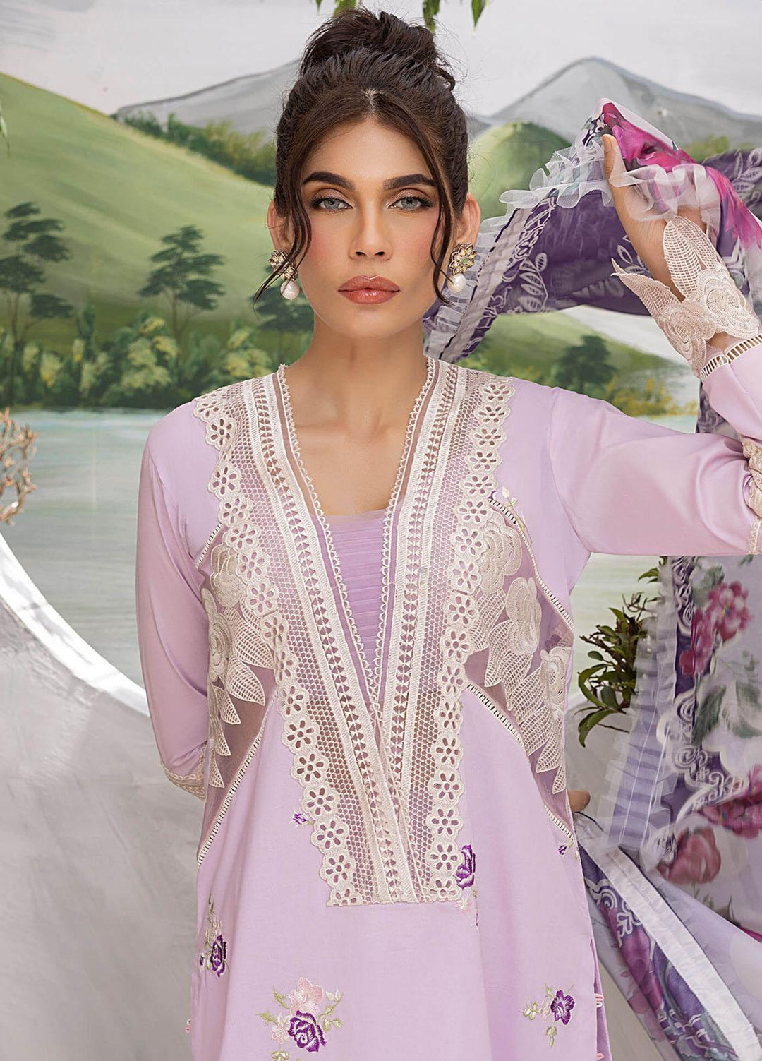 Aleyna By Asifa & Nabeel Embroidered Lawn Suits Unstitched 3 Piece AN23AL ALV-01 Lavande - Summer Collection