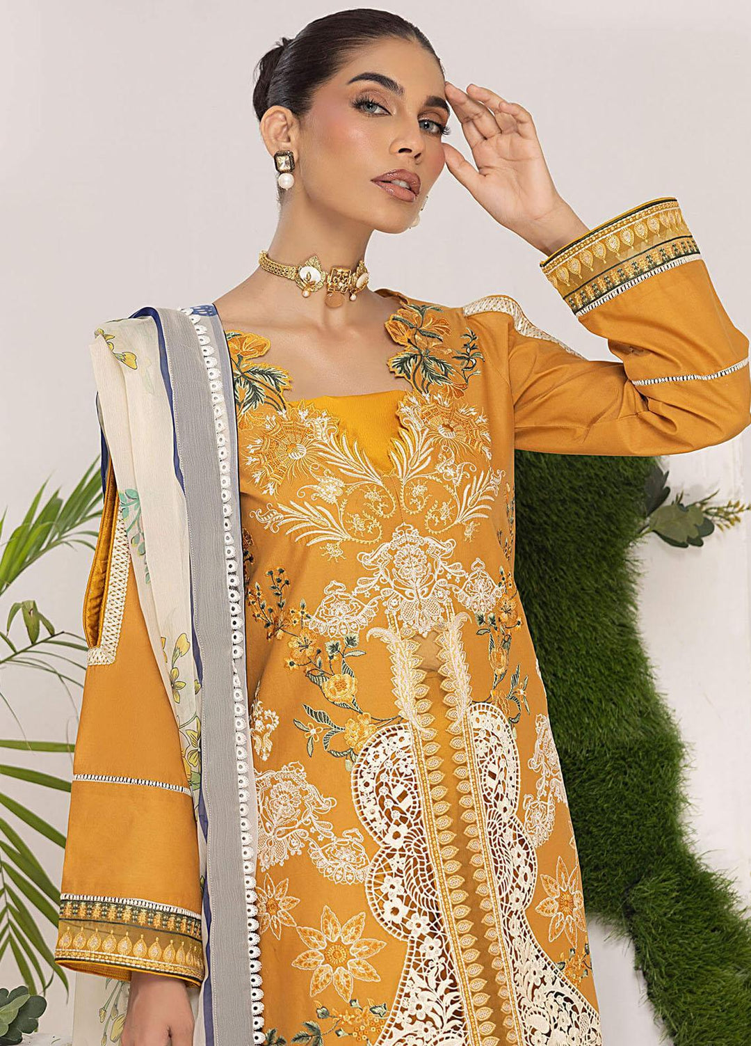 Aleyna By Asifa & Nabeel Embroidered Lawn Suits Unstitched 3 Piece AN23AL ALV-12 Lyra - Summer Collection