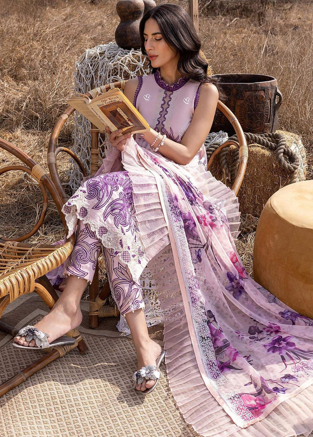 Aleyna By Asifa & Nabeel Embroidered Lawn Suits Unstitched 3 Piece AN23A ASL-08 Zinnia - Summer Collection