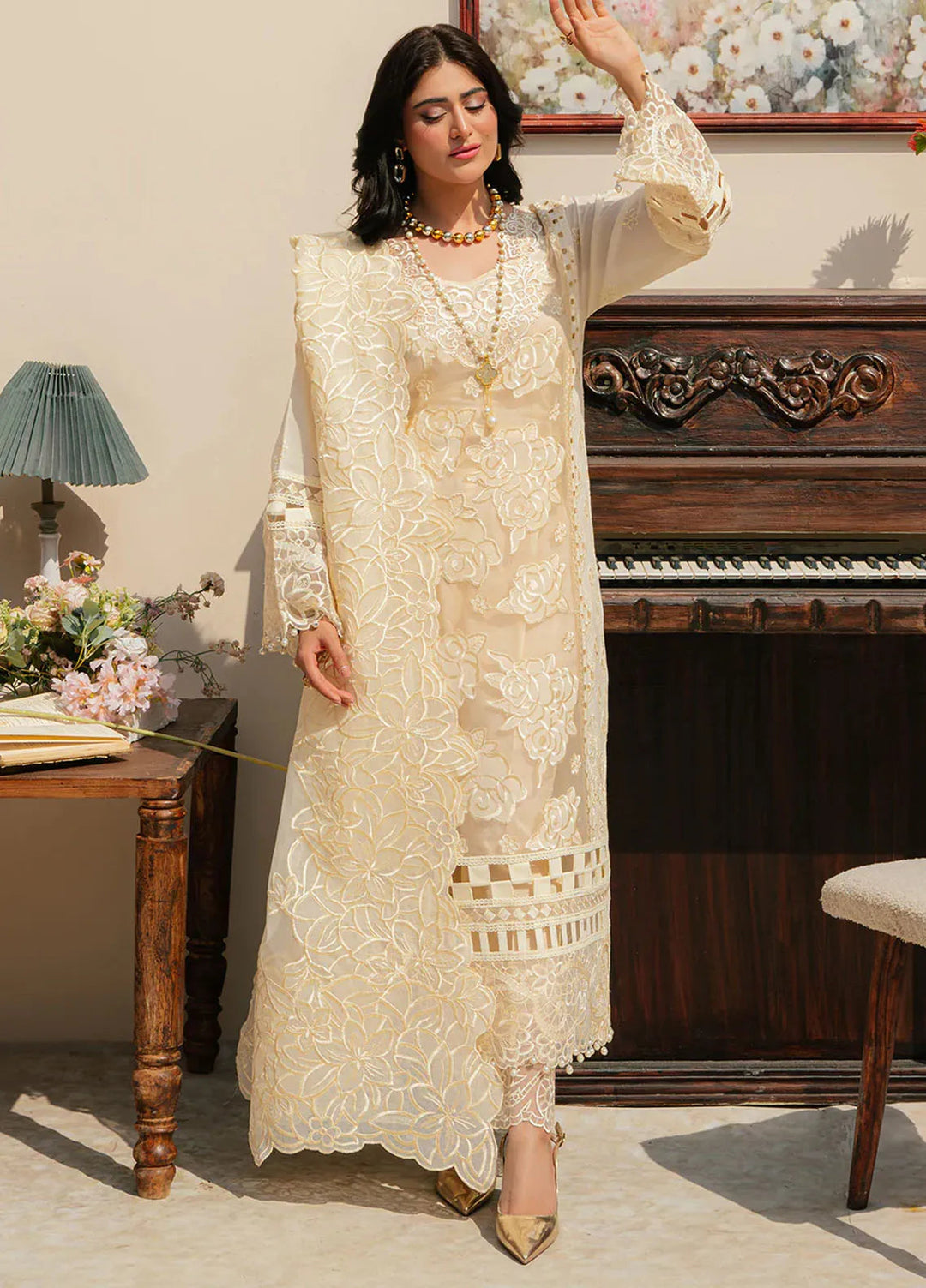 Allenura By Mahnur Embroidered Lawn Suits Unstitched 3 Piece MN24A D-05 Luminary - Luxury Collection