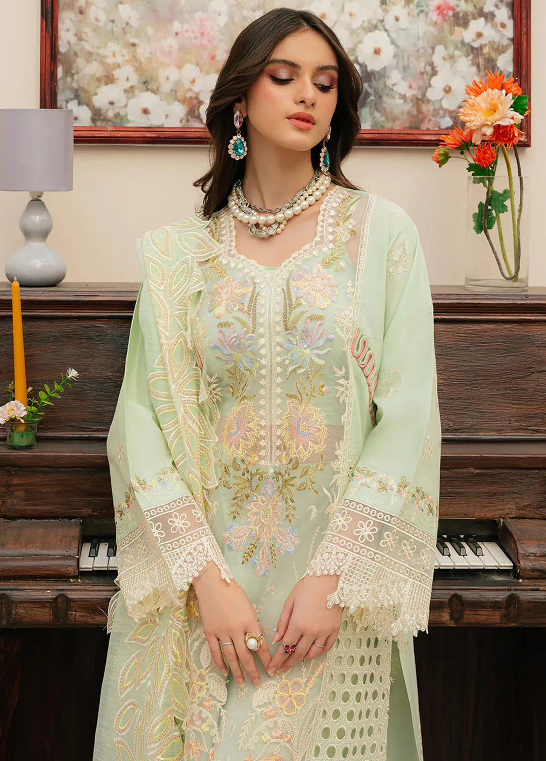 Allenura By Mahnur Embroidered Lawn Suits Unstitched 3 Piece MN24A D-08 Caroline - Luxury Collection