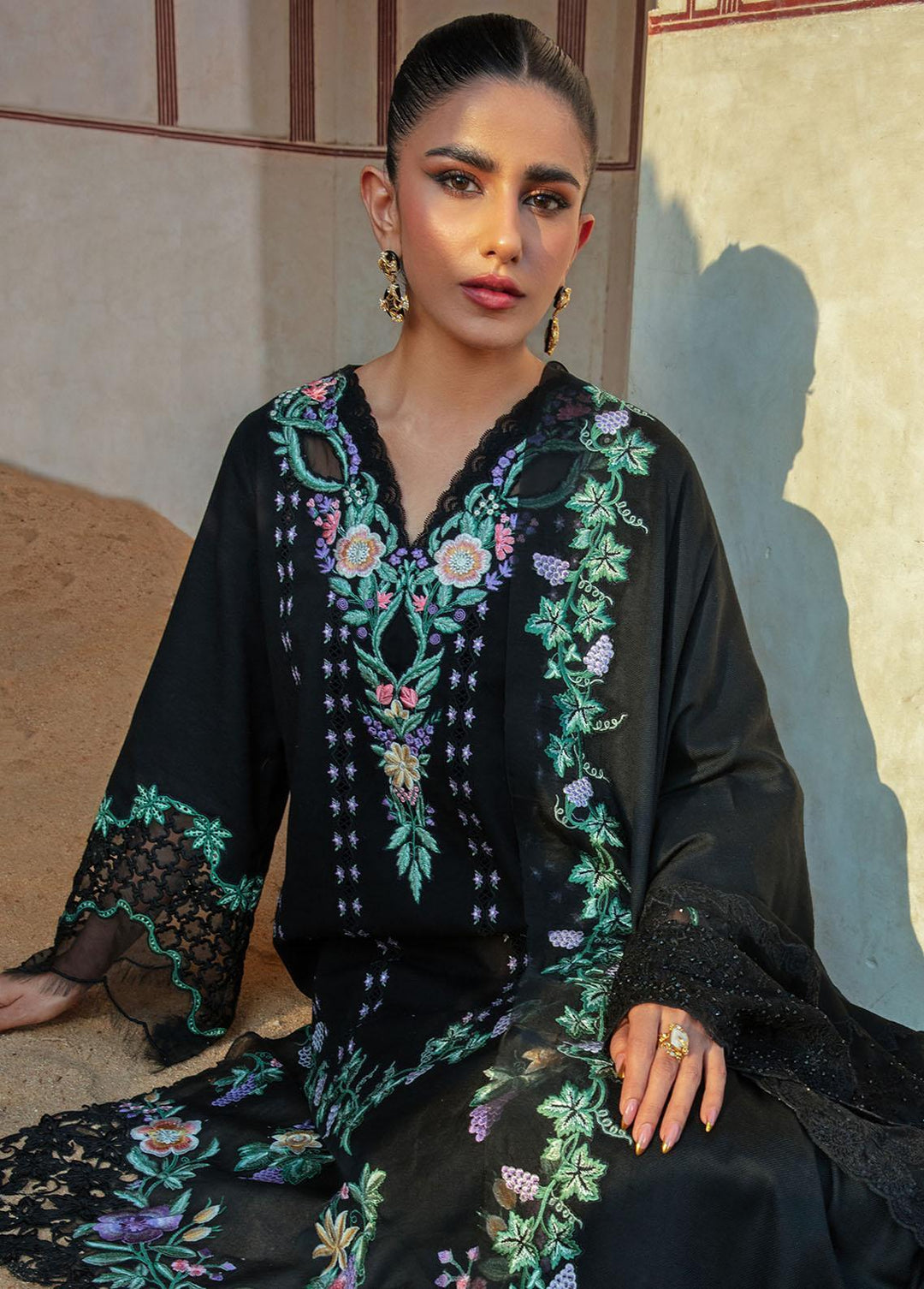 Crimson Pret Embroidered Khaddar 4 Piece Suit CRWP-1B