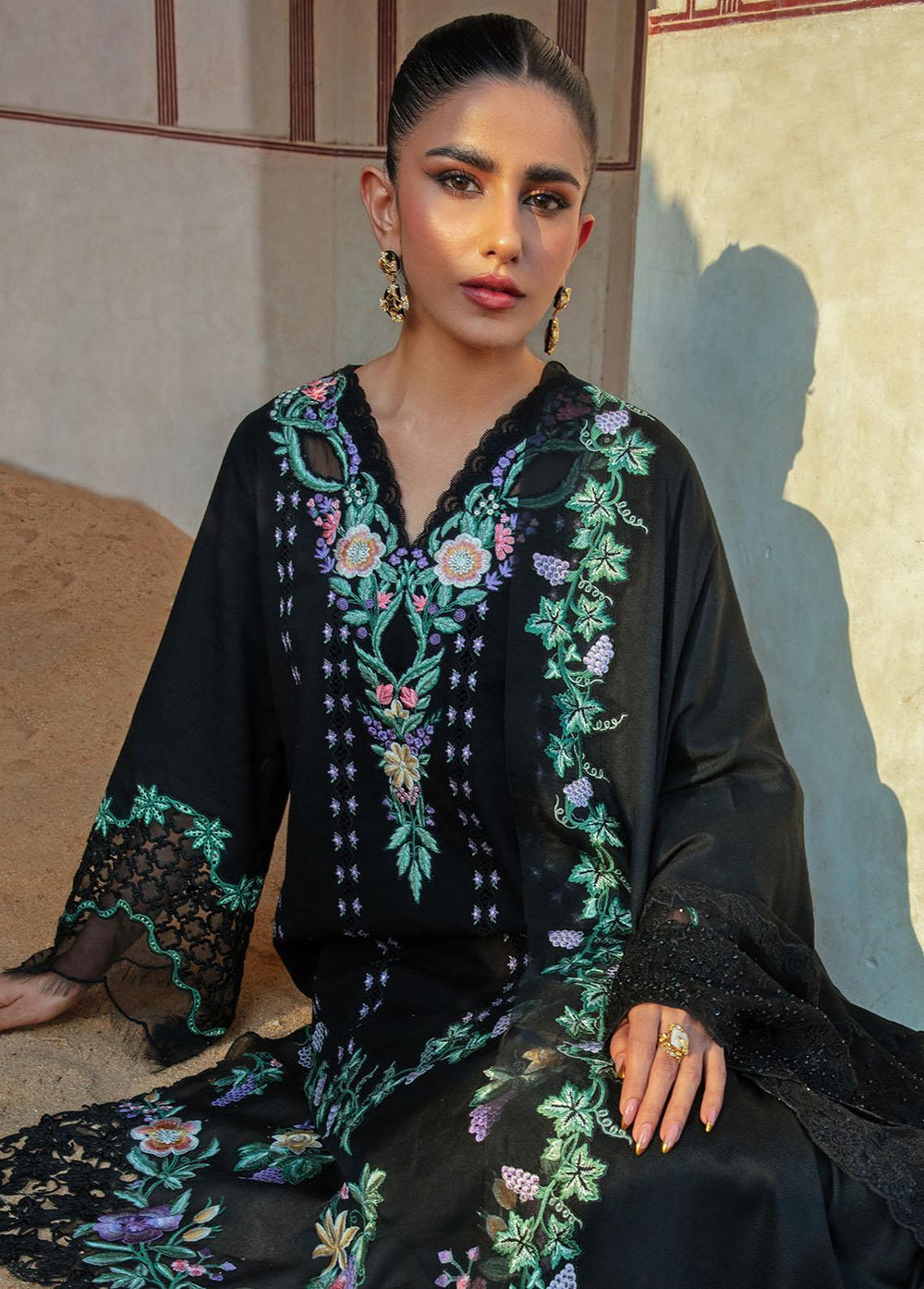 Crimson Pret Embroidered Khaddar 4 Piece Suit CRWP-1B