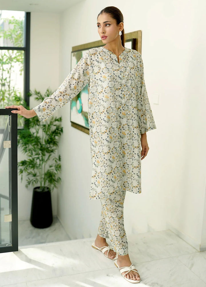 Amal Pret Printed Lawn 2 Piece Suit Silver Strand