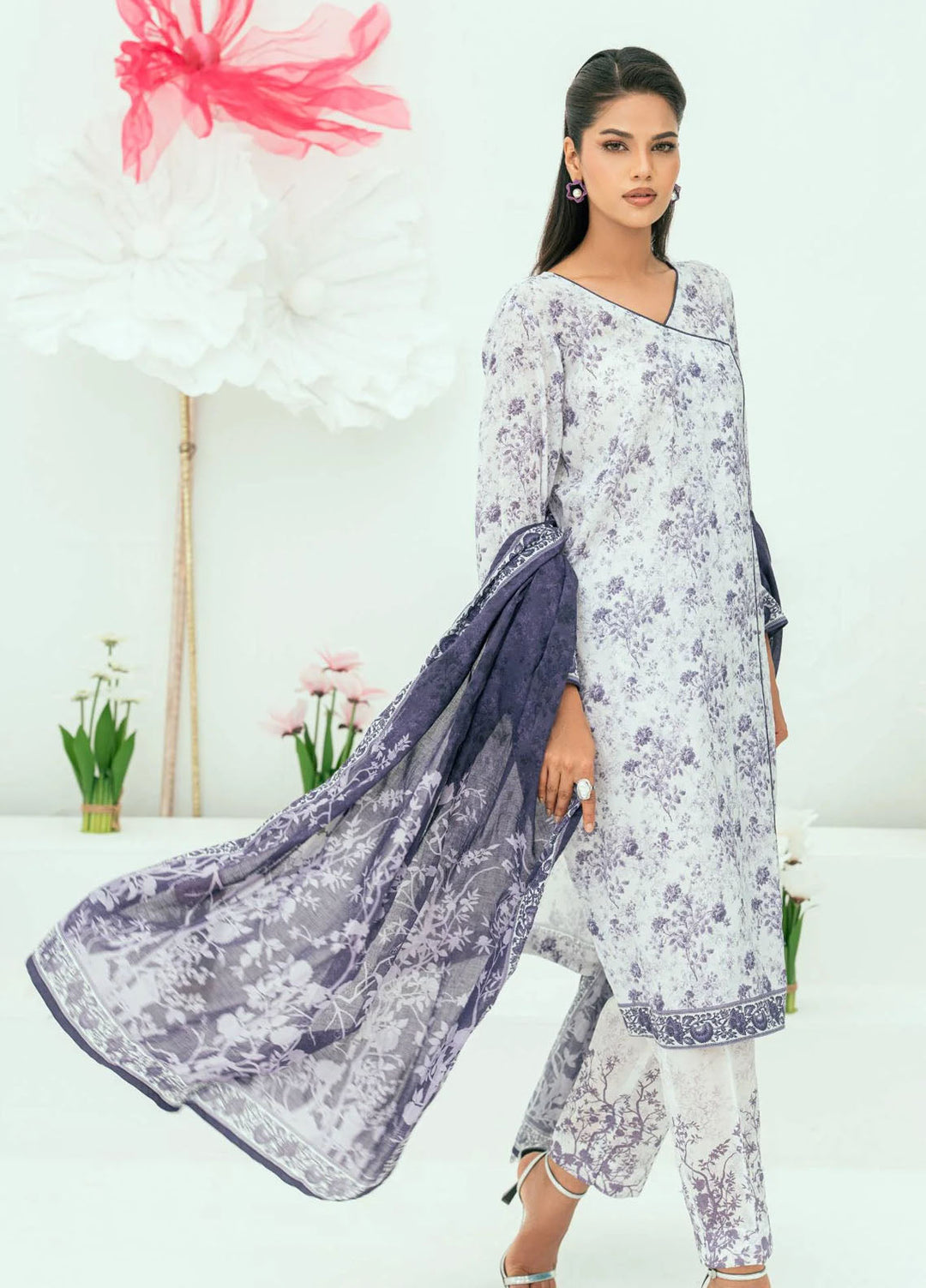 Amal Printed Lawn Suits Unstitched 3 Piece AL25AUS D-17 - Summer Collection