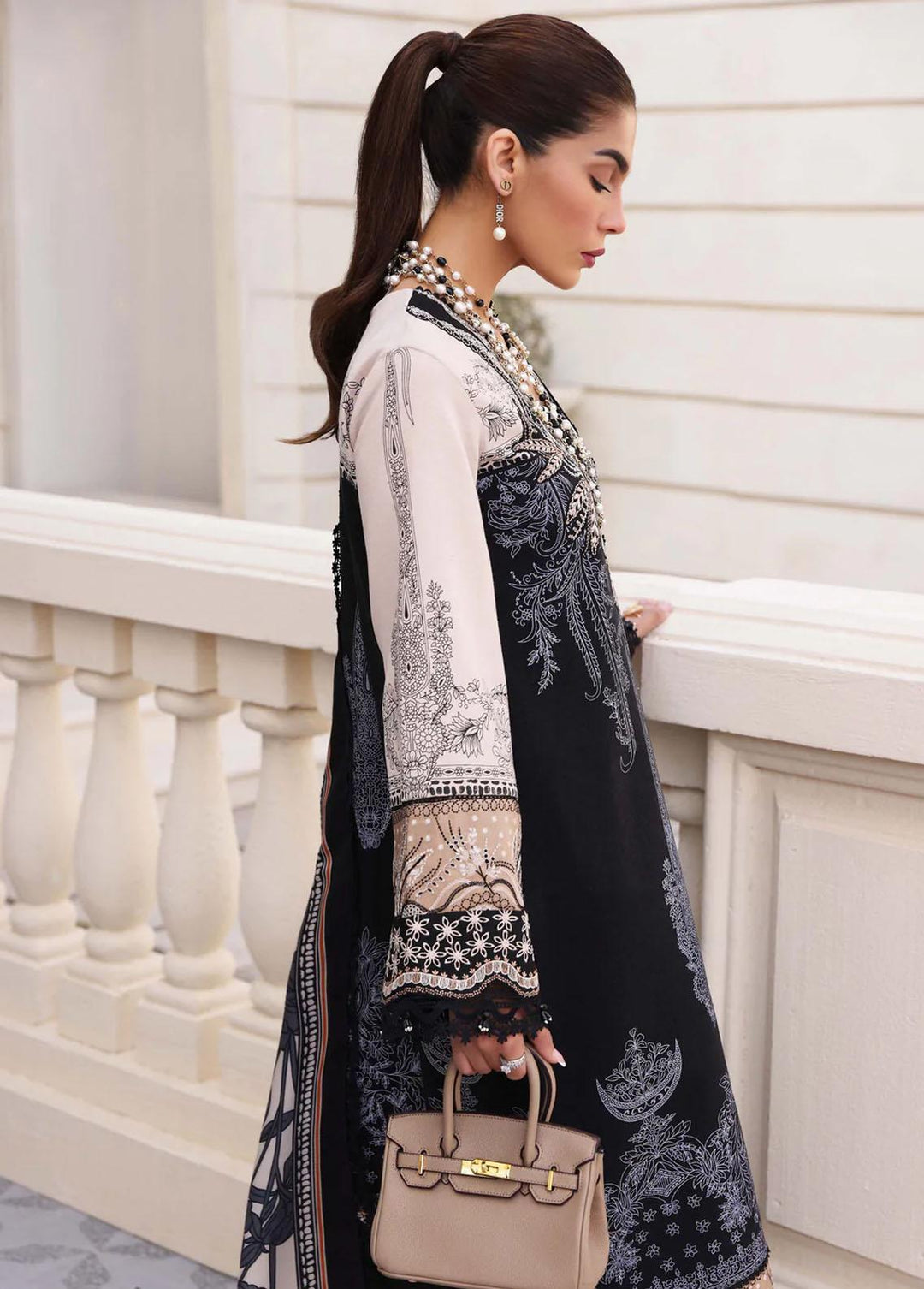 Amalachi By Sable Vogue Embroidered Karandi Suits Unstitched 3 Piece SV22A SWC-02-22 ALAYNA - Winter Collection