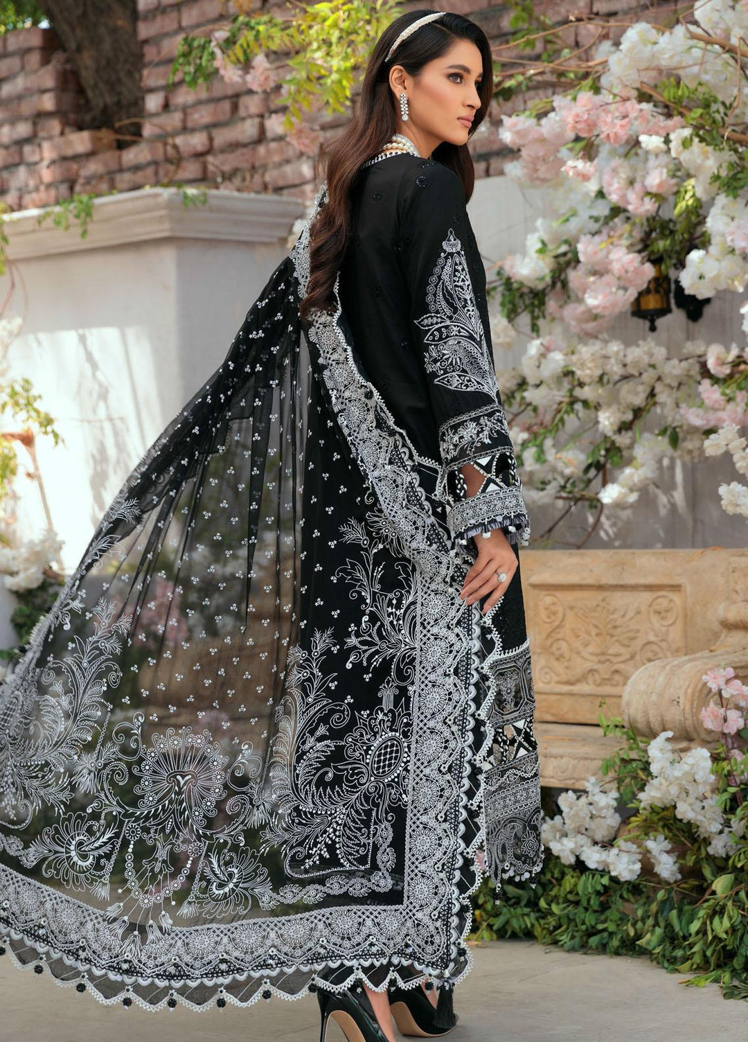 Anaya By Kiran Chaudhry Embroidered Lawn Suits Unstitched 3 Piece AKC22CK ACL22-03-Khadija - Luxury Collection